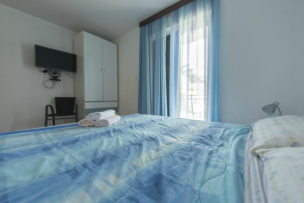 Apartments Jurisevic Умаг Екстериор снимка